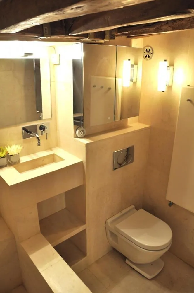 Caprice Amour Apartment Paris